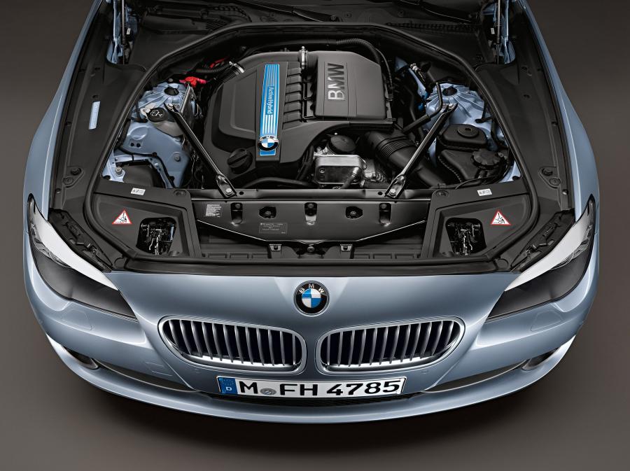  BMW ActiveHybrid 5 2012 года  (фото 4 из 157)